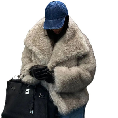 Faux-Fur Kurzjacke mit Fellkragen