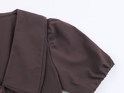 Kurzbluse mit Puffärmeln